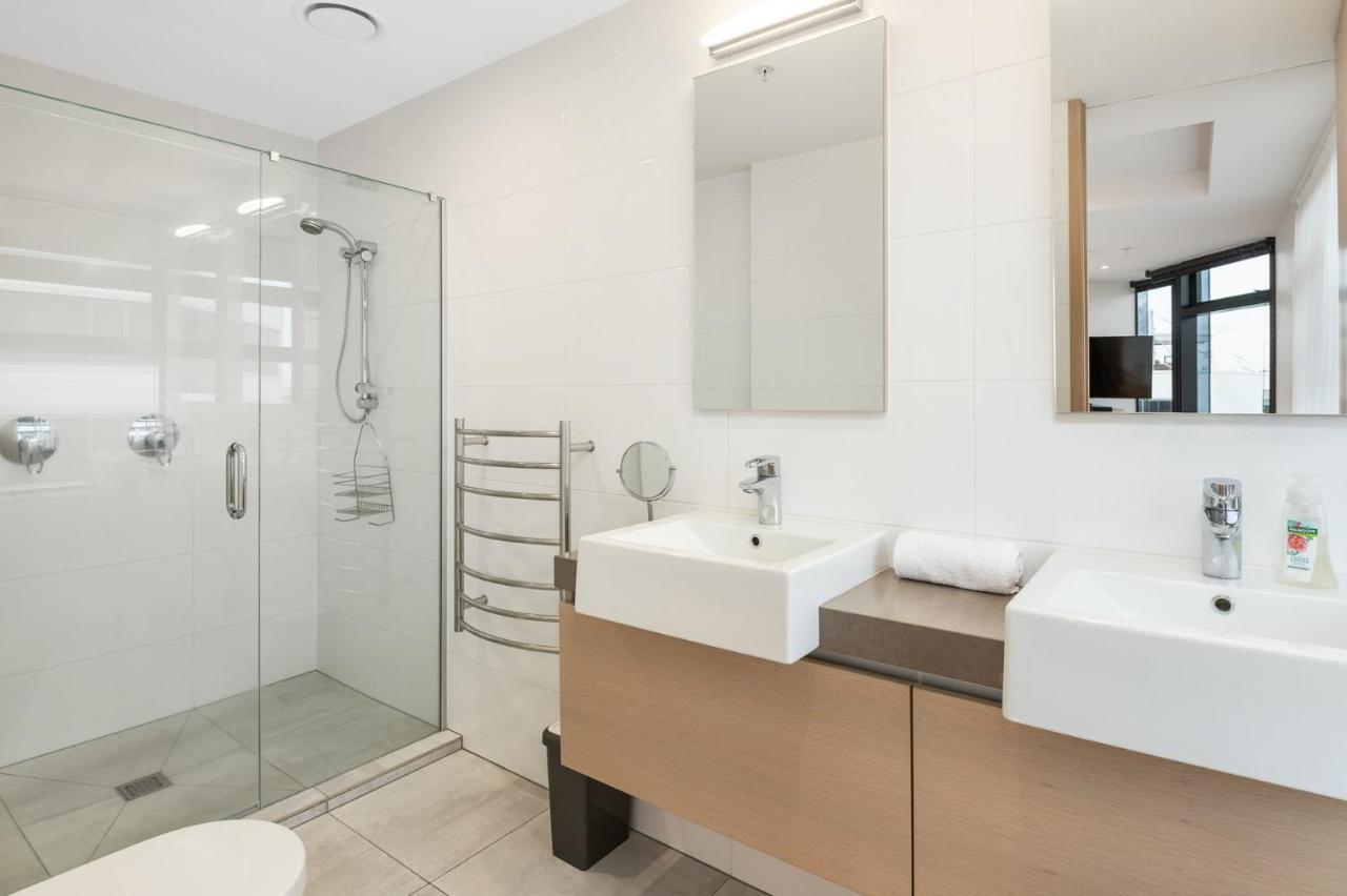 Apartmán Superb Elevated Views Of Harbour With Heated Pool, Gym & Parking Mount Maunganui Exteriér fotografie