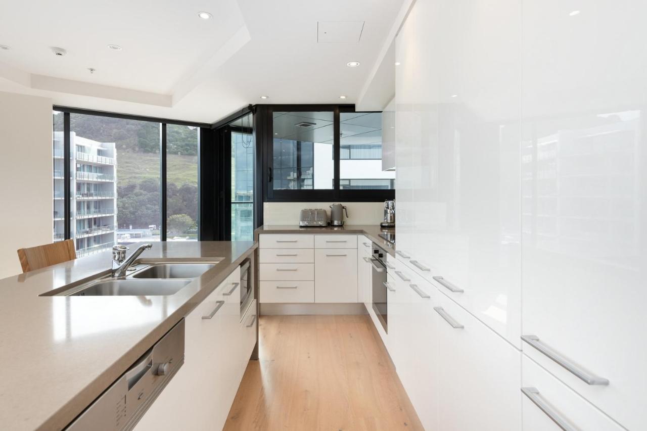 Apartmán Superb Elevated Views Of Harbour With Heated Pool, Gym & Parking Mount Maunganui Exteriér fotografie