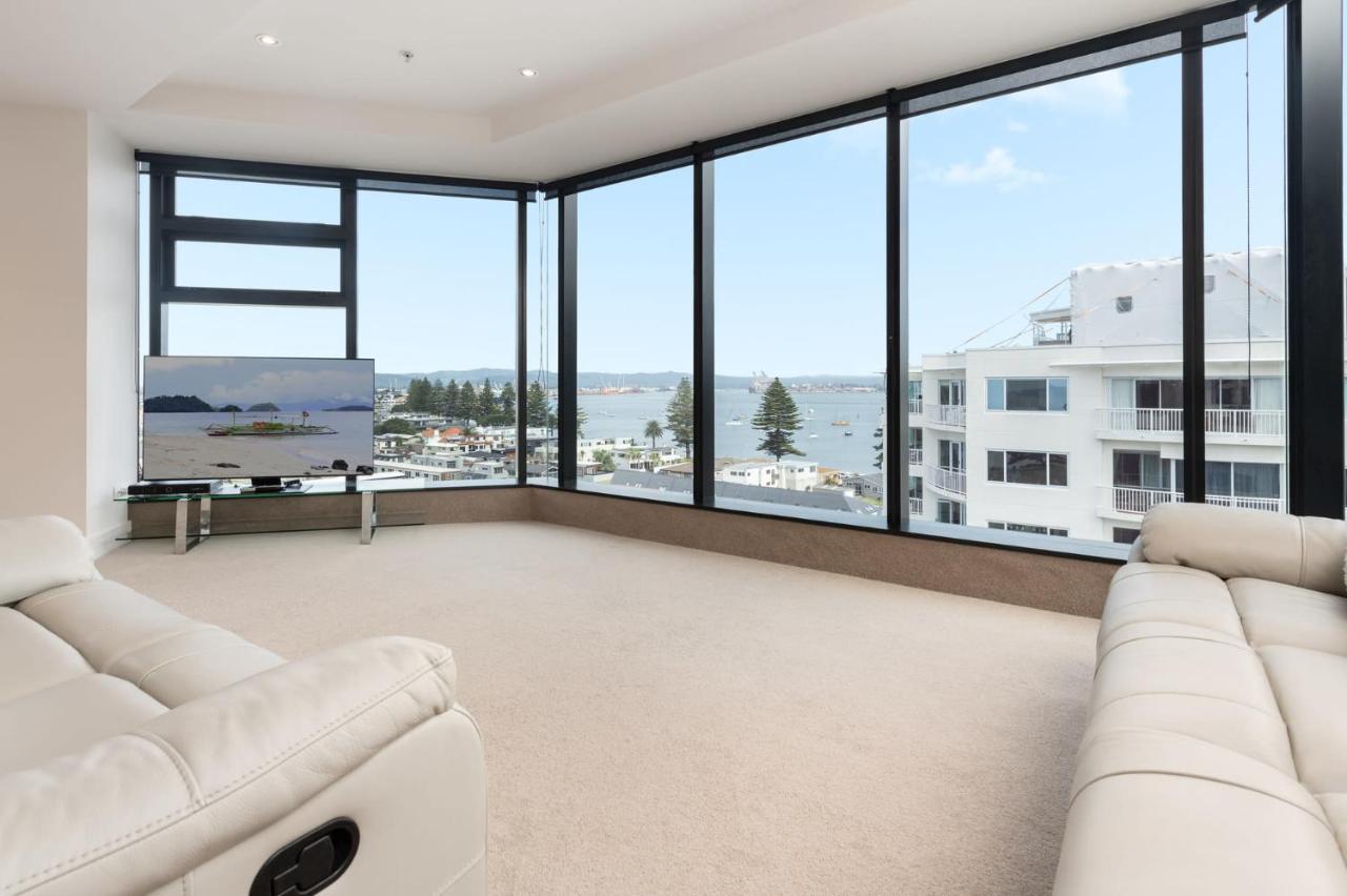 Apartmán Superb Elevated Views Of Harbour With Heated Pool, Gym & Parking Mount Maunganui Exteriér fotografie