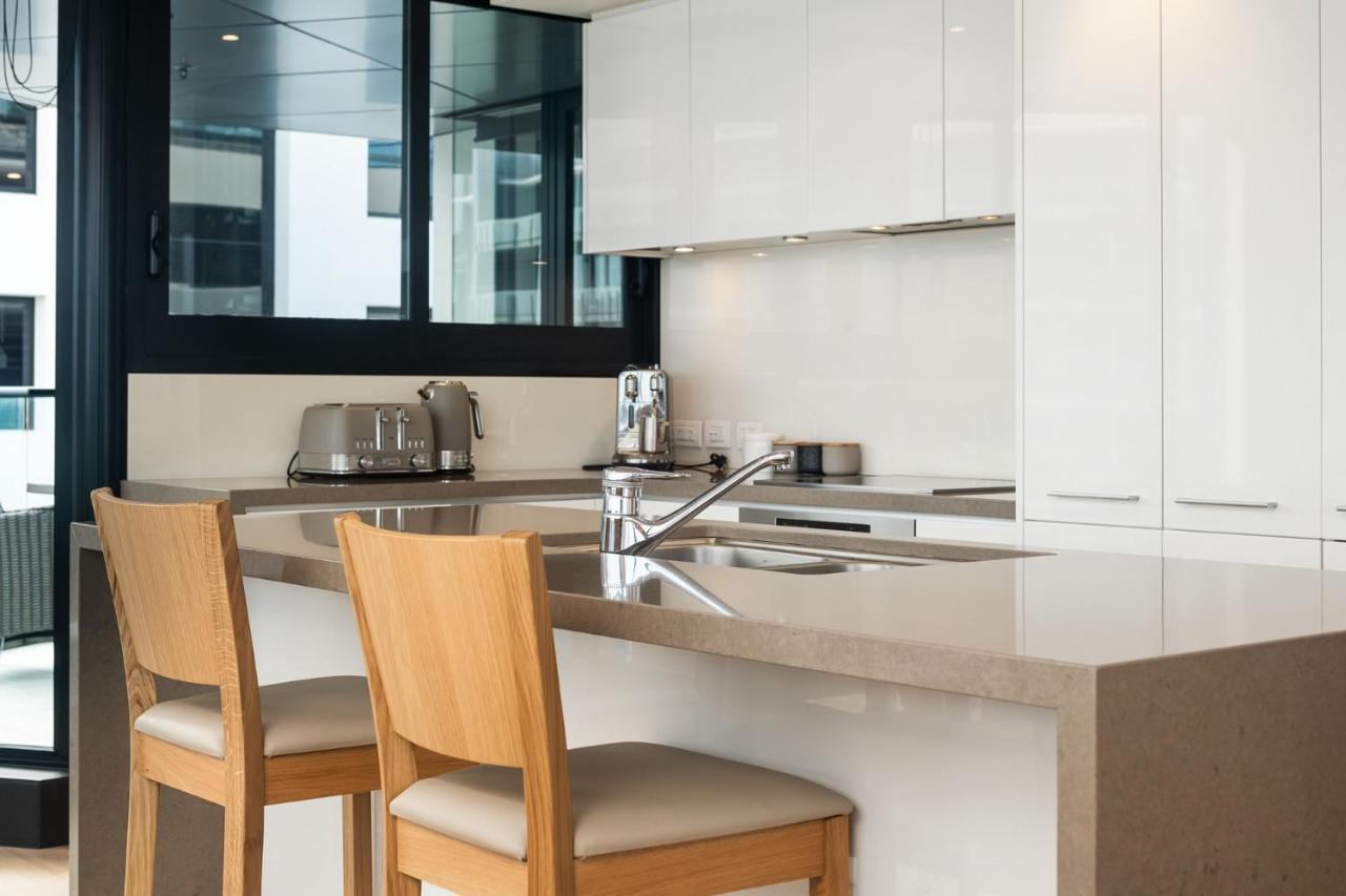 Apartmán Superb Elevated Views Of Harbour With Heated Pool, Gym & Parking Mount Maunganui Exteriér fotografie